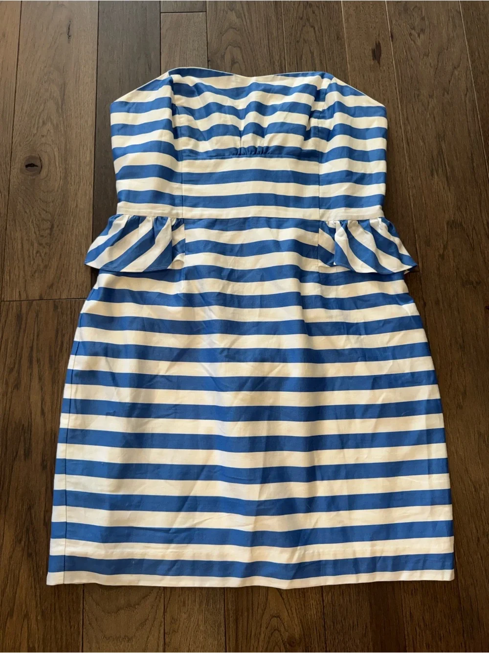 Lilly Pulitzer Blue and White Strapless Peplum Dress - Picture 3 of 5
